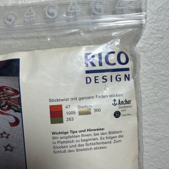 Vintage Rico Design Christmas Holiday Tablecloth Embroidery Kit - Picture 3 of 5